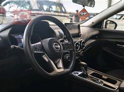 نیسان سێنترا